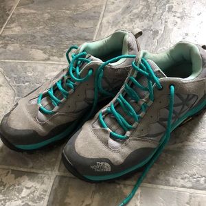 The North Face ladies hiking walking runners - 8